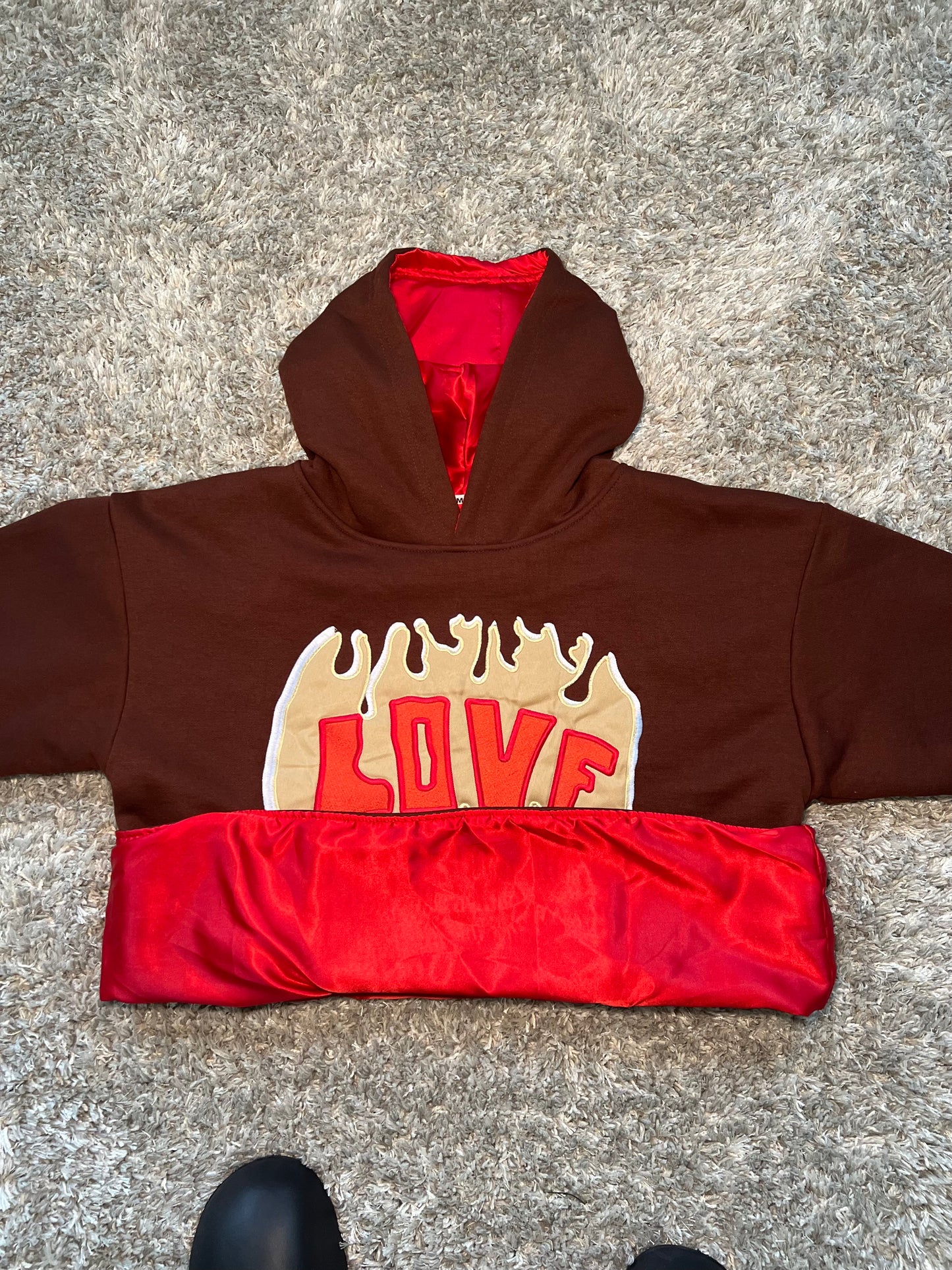 BROWN FEAR-LESS LOVE CROPPED HOODIE